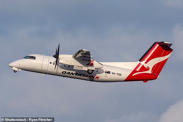 Pilots working for Qantas subsidiary Network Aviation and QantasLink have vowed to strike from Wednesday to Friday over stalled pay negotiations with the national airline.
