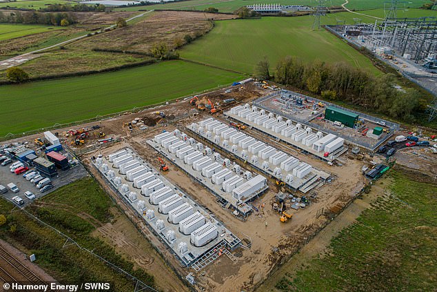 The fire comes amid strong criticism in the UK to build one of Europe's largest battery storage sites in Buckinghamshire.