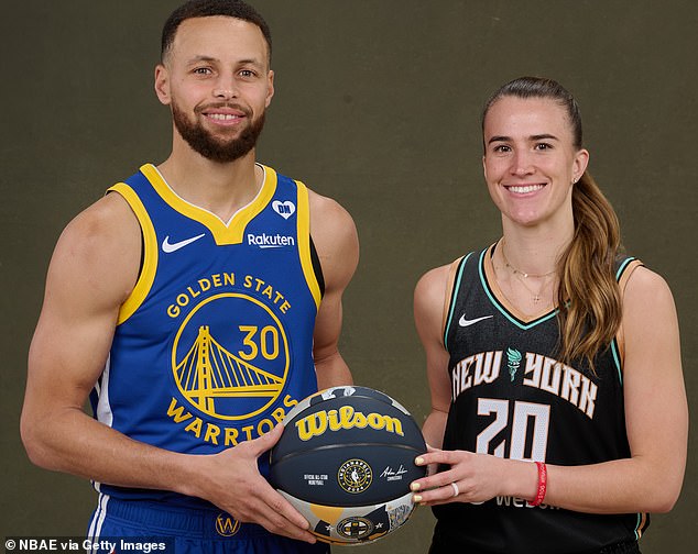 Stephen Curry and Sabrina Ionescu faced each other in a historic face-to-face three-point duel