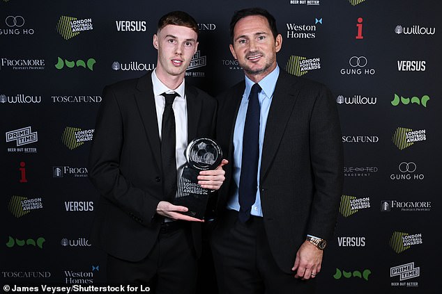 Cole Palmer received the Young Player of the Year award from Chelsea legend Frank Lampard