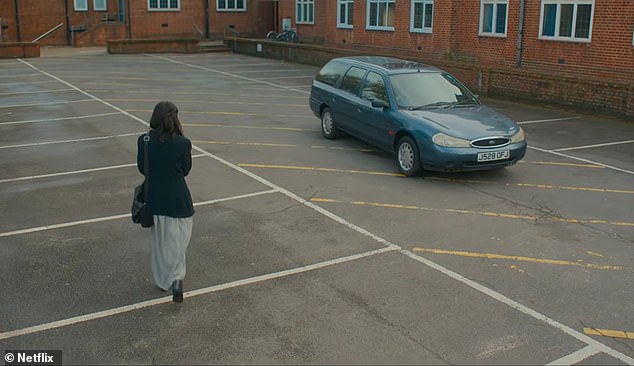 Emma has an affair with the principal of the school she works at in episode eight, set in 1995, but he drives a Ford Mondeo MK2, a model that was not manufactured until 2000.