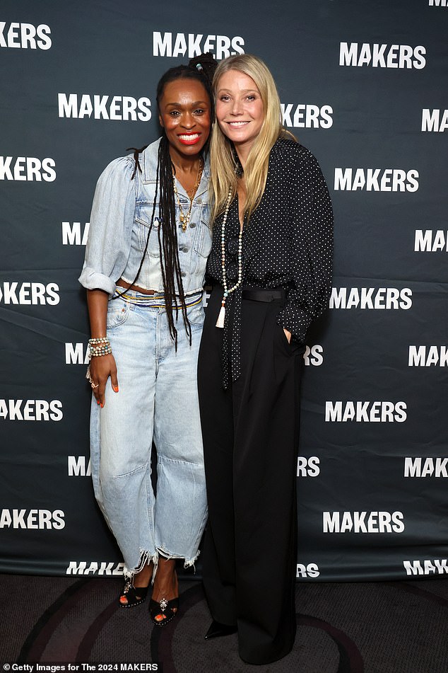 As Gwyneth strolled through the conference, she mingled with fellow wellness influencer Latham Thomas, known online as GlowMaven.