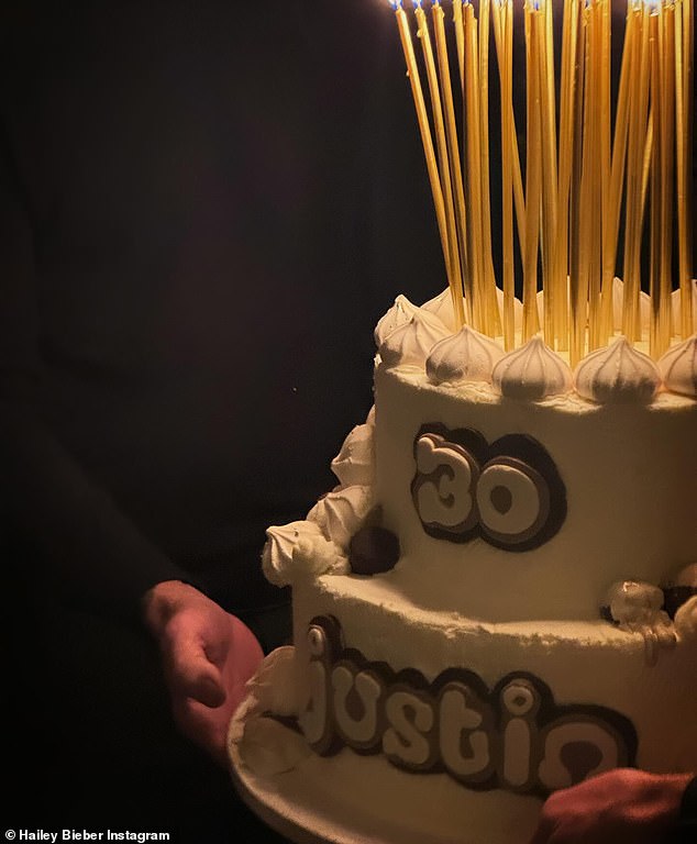 She also added Justin's birthday cake, which featured his name and the number 30.