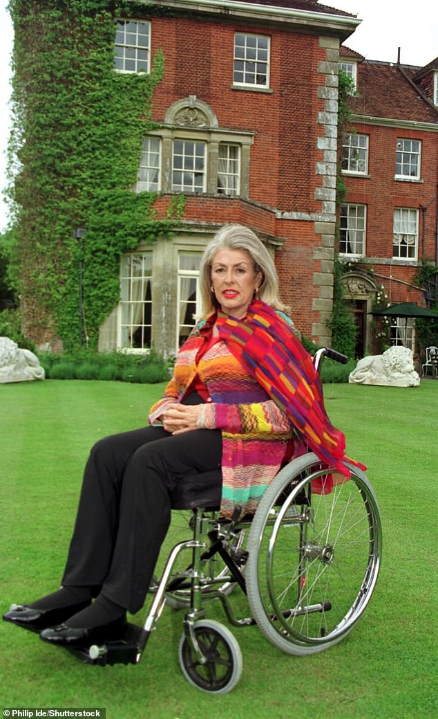 Lady Dale Tryon at her home at Great Durnford Manor in 1997