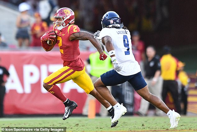 Brendon finished his final season at USC with 45 receptions, 791 yards and 12 touchdowns.