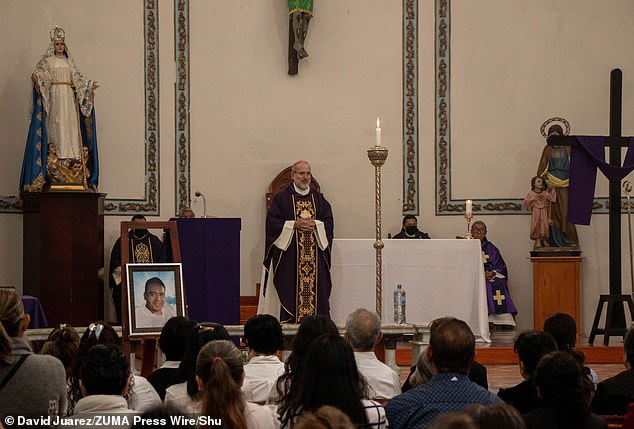 Guerrero Bishop José de Jesús González announced on Ash Wednesday that talks to stop drug violence in Guerrero failed. Catholic leaders in Mexico met with cartels in an attempt to ask them to end the violence, but an agreement could not be reached