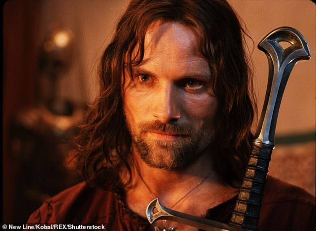 The Lord of the Rings star declined to delve into what Western leaders should do to support Ukraine.