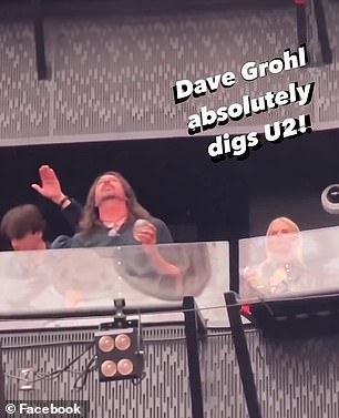 Proving to be a true U2 fan, Grohl was filmed singing the lyrics while raising his fist in the air as the chorus began.