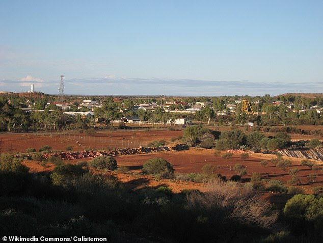 Temperatures in Meekatharra (pictured) soared above 40 degrees Celsius over the weekend
