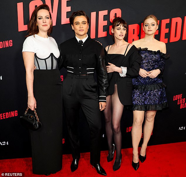 Jena, Katy, Kristen Stewart and Anna formed an impressive foursome