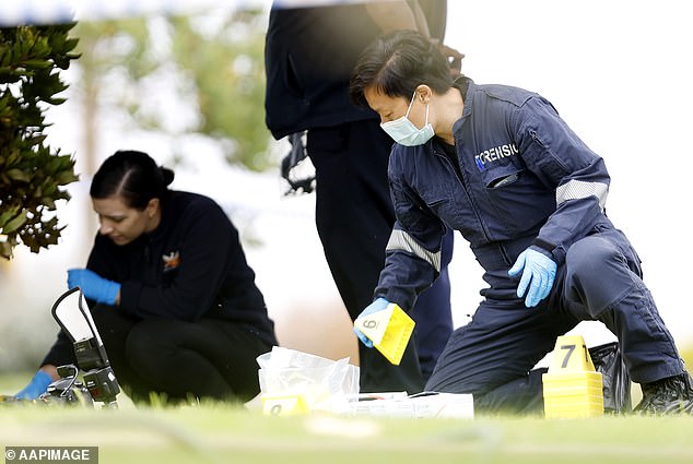 Police gather evidence at Werribee South crime scene just before Christmas 2022