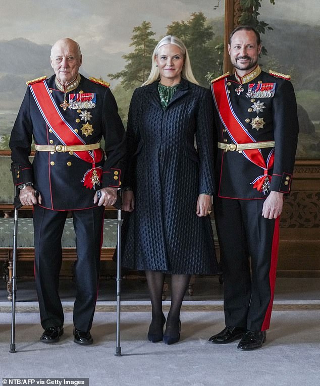 Pictured from left to right: King Harald V, Crown Princess Mette-Marit and Crown Prince Haakon of Norway.