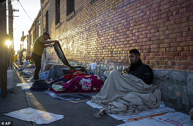 Elected officials in El Paso, Texas, have repeatedly stated that their priority is to prevent migrants from sleeping on the city's streets, such as what was seen at the height of the migrant crisis in that city in May 2023.