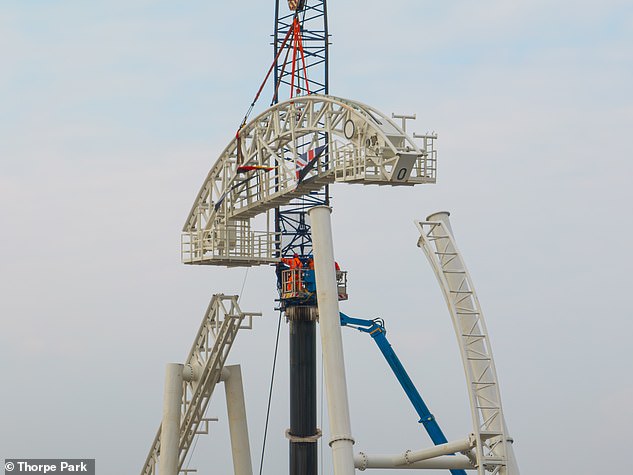 The coaster features three inversions including a dip loop, a non-inverted Immelmann (a form of roll loop), and a stall loop.  This is where passengers will remain face down for a longer period of time.