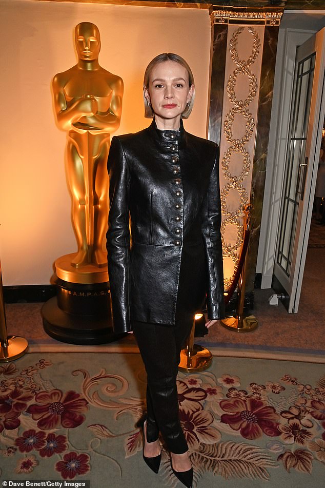 Carey Mulligan will stick to her tried-and-true beauty method for the Oscars, where she's nominated for Best Actress for Maestro (pictured at the Oscar nominees reception)