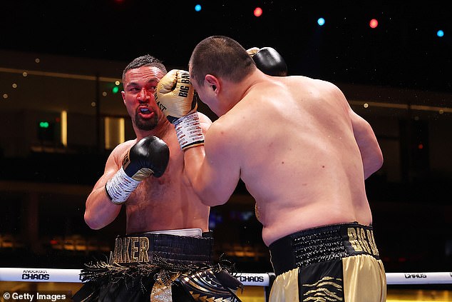 The New Zealander put in an impressive performance over 12 rounds to take the win.
