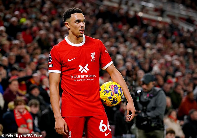 Trent Alexander-Arnold quickly took a corner against Barcelona in May 2019