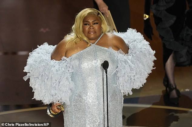 Da'Vine Joy Randolph kicked off the Oscars on an emotional note as she broke down in tears after winning the coveted Best Supporting Actress award for The Holdovers