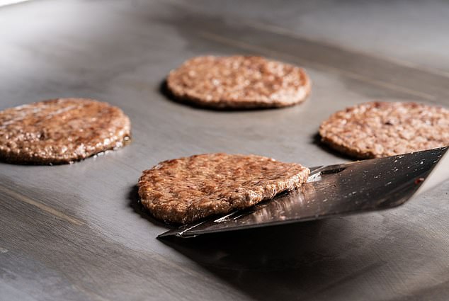 The grill will sear better, resulting in spicier, juicier beef patties for maximum flavor.