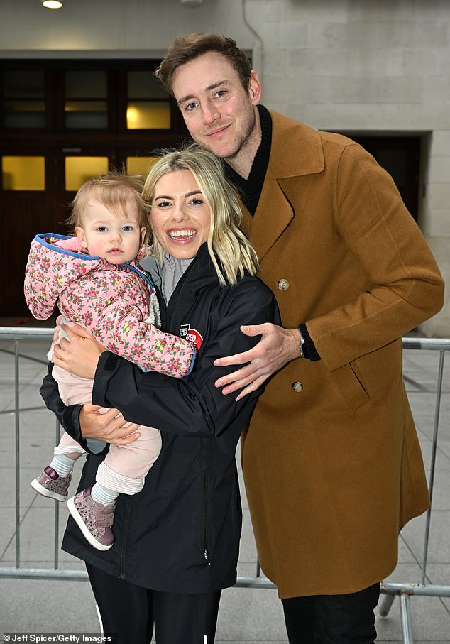As she began her challenge at London's Television Centre, the singer hugged her family before setting off on her journey