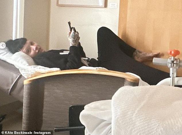 Kate shared a photo of her friend Nina, who kept her company in hospital during her stay