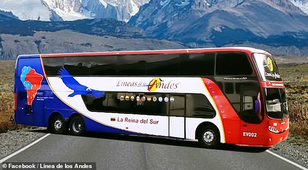 Here is the longest bus trip on our list: the Líneas de los Andes bus service from San Antonio del Táchira to Buenos Aires. In the photo: an image showing one of the company's buses.