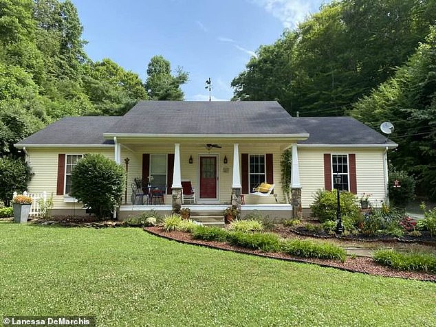 Arnett bought the 63-acre property in 1969 and, after decades of living in mobile homes, built the house with her husband in 1998