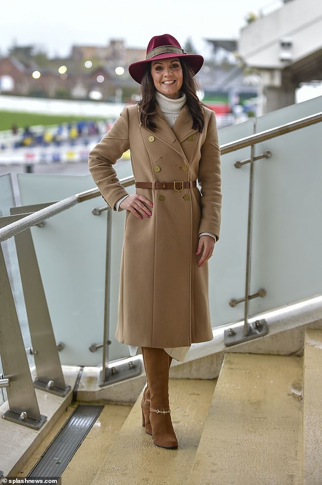 GMB's Laura Tobin, 42, wrapped up warmly for Cheltenham's final day