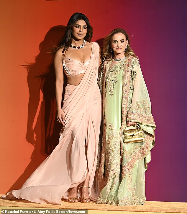 She was joined on stage by Isha Mukesh Ambani, who looked resplendent in mint green