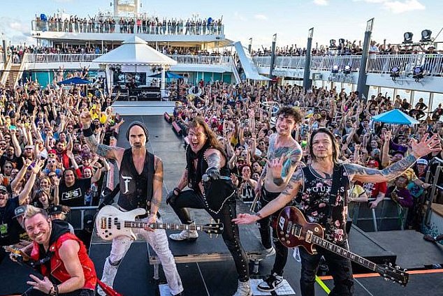 Chris Jericho hosts wrestling-themed cruise for fans of the sport