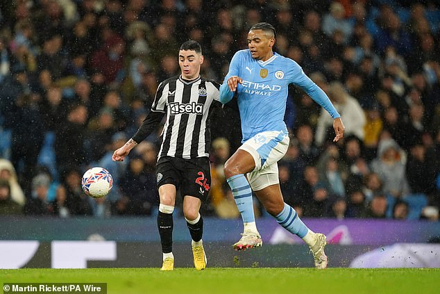 Manuel Akanji looked comfortable at the heart of Manchester City's defense against Newcastle