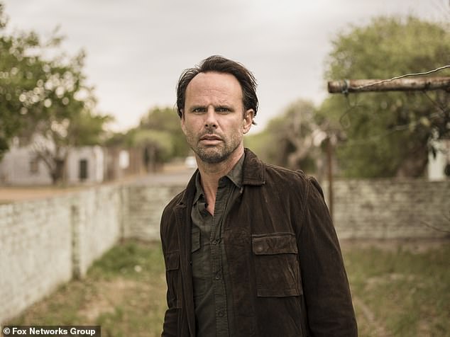 Walton Goggins, originally from Birmingham, Alabama, speaks with a coastal Southern accent, characterized by speech that comes from the front of the mouth.