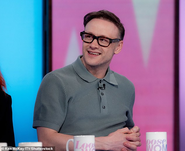 1711081110 575 Kevin Clifton says he was terrified to be away from