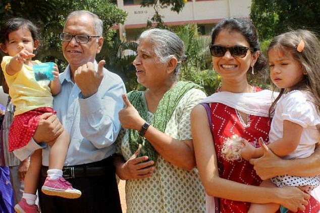 NR Narayana Murthy, founder of Infosys with his grandchildren Anushka (with him) and Krishna, as well as his daughter Akshata and his wife Sudha Murthy