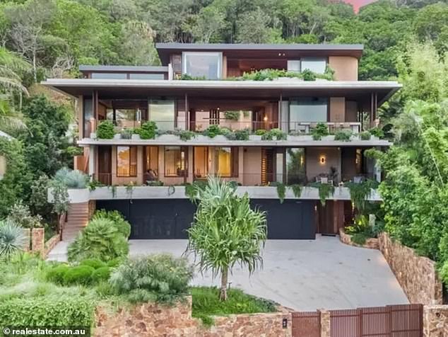 The Boost Juice founder, who is also a director of Michael Hill Jeweller, is said to be the new owner of a 948m² block in Wategos Bay in northern New South Wales.
