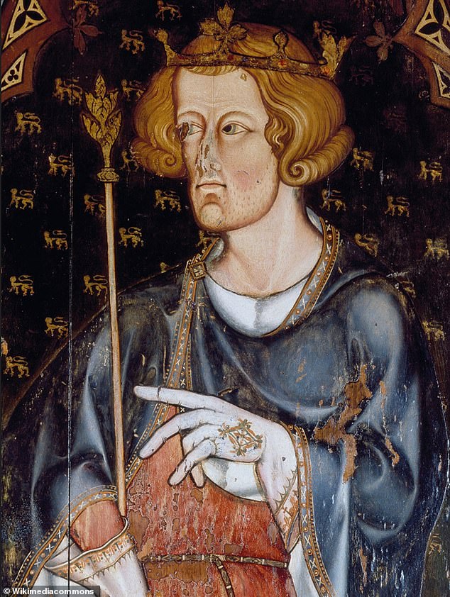 Ravenser Odd and its neighbor, Hull, obtained their charters from Edward I on the same day, 1 April 1299. Pictured, portrait erected at Westminster Abbey during the reign of Edward I, considered an image of the king.