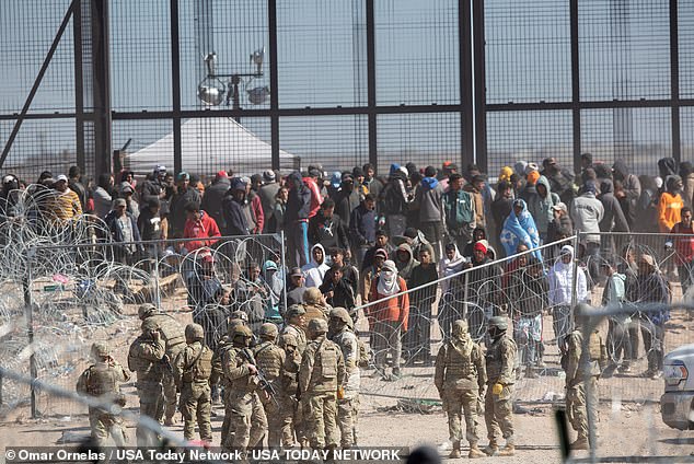 About 600 migrants who breached the barriers on the Rio Grande in El Paso,
