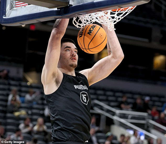 Purdue's 7-foot Zach Edey named AP National Player of the Year