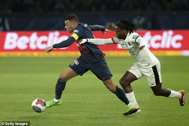 Mbappé insisted that he is 'calm' and admitted that no one talks about his future at PSG anymore
