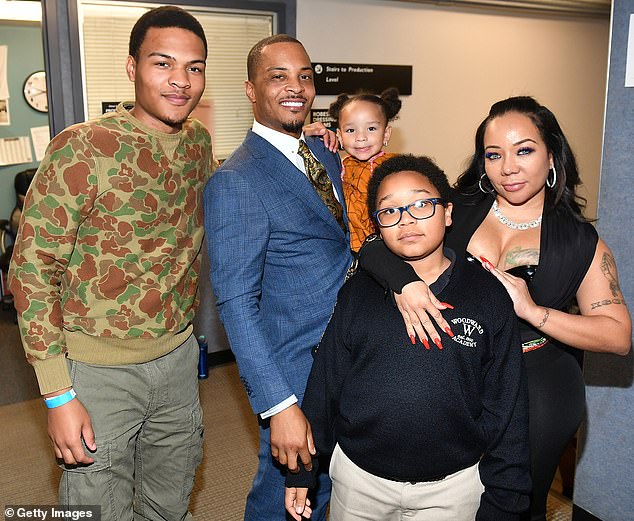 The rapper and the singer, married since 2010, have three children together, in addition to children from previous relationships