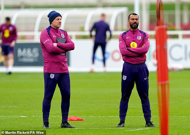 Lee Carsley (left) has supported the goalkeeper to overcome the blow of losing his job at Burnley