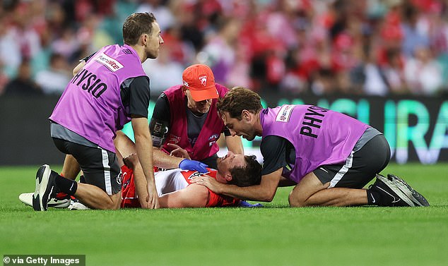 Swans star Cunningham suffered a concussion and was assisted from the field following the collision early in the first quarter.