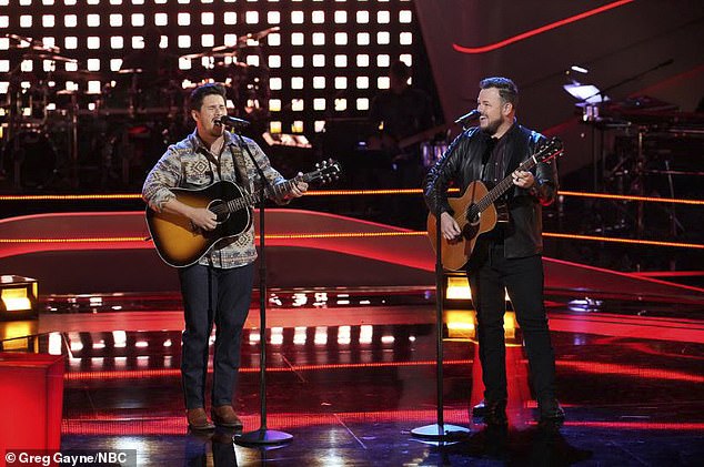 Josh Sanders, 35, of Kannapolis, North Carolina, faced off against Donny Van Slee, 30, of Weeki Wachee, Florida, and they both belted out Luke Combs' hit When It Rains It Pours.