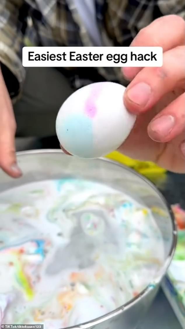 Poster @tiktokuuss123 used an egg carton instead of a tray and submerged the eggs in boiling water. The eggs came out much less colorful, but the video received almost 400,000 views.