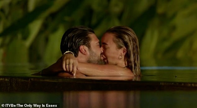 1711456472 884 TOWIEs Dan Edgar passionately kisses Ella Rae Wise during intimate