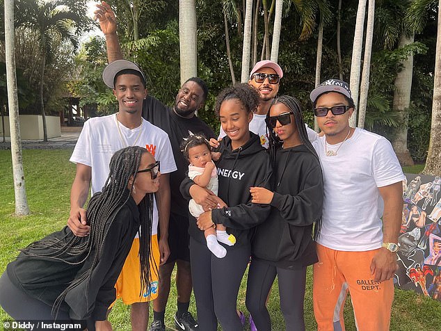 In addition to King, the couple shared twin daughters, D'Lila and Jessie Combs, and Diddy even adopted Kim's eldest son, whom he shared with record producer Al B Sure: Quincy (left to right: D'Lila, King , Diddy, Love).  , opportunity, Quincy, Justin)