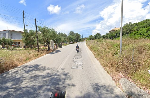 The 74-year-old man was walking down the Corfu road to the Lefkimmi road, near the hamlet of Alevropari.