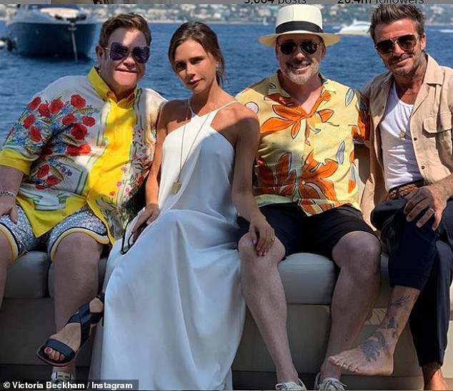 Beckham was apparently inspired for the purchase by his sea excursions with his close friends Sir Elton John and David Furnish, who often spend their holidays at sea.