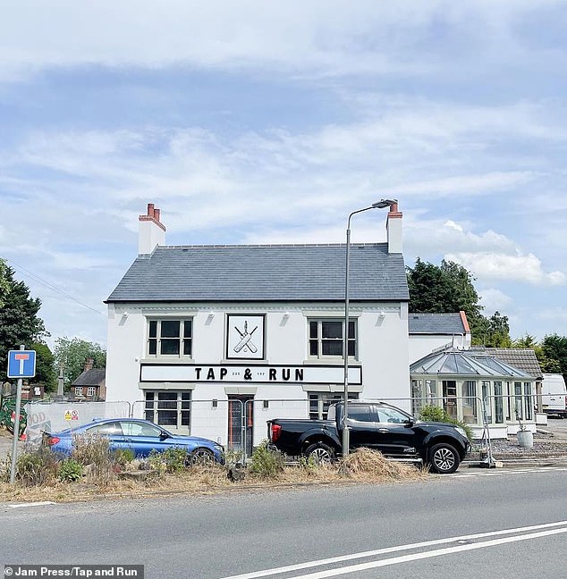 But the pub enjoyed a £1 million rebuild and continues to operate today. The couple also had a previous watering hole, The Three Crowns, but closed it during the coronavirus pandemic.