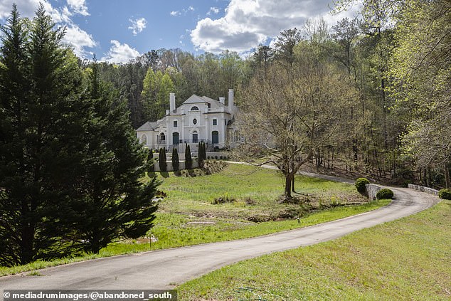 Combs bought this 'abandoned mansion' on the outskirts of Atlanta, in Sandy Springs, for which he paid $2.6 million in October 2003.